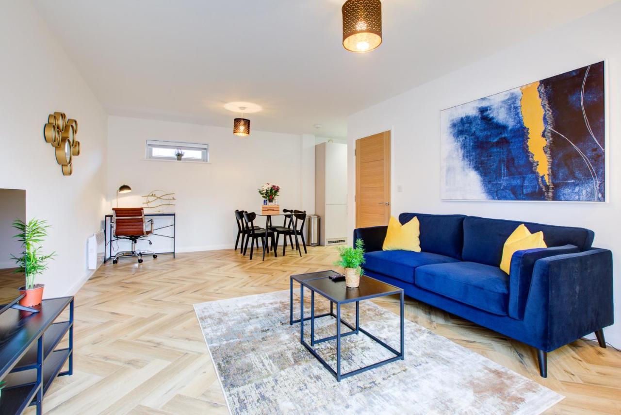 Hybrid Resi - Mitcham Close To Tooting And Wimbledon Exterior foto