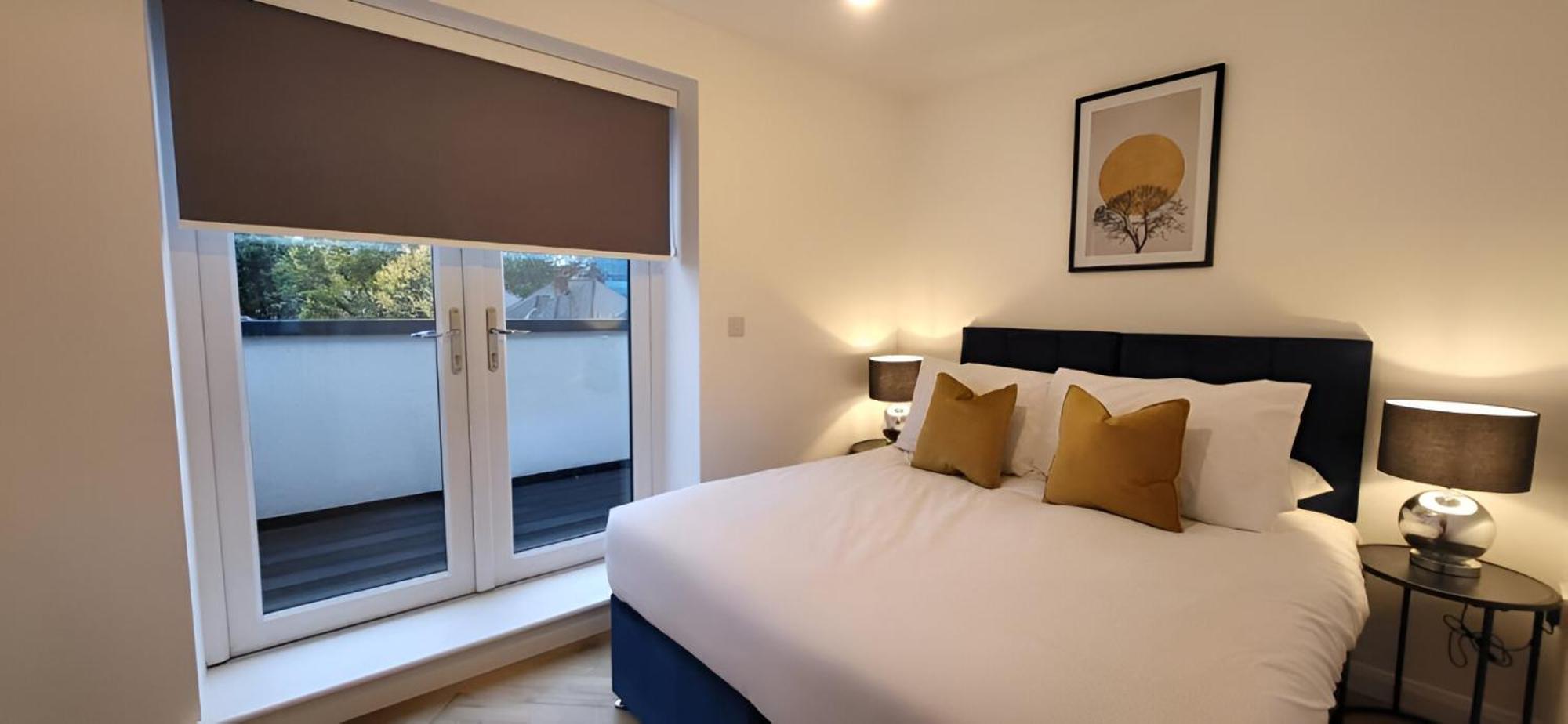 Hybrid Resi - Mitcham Close To Tooting And Wimbledon Exterior foto