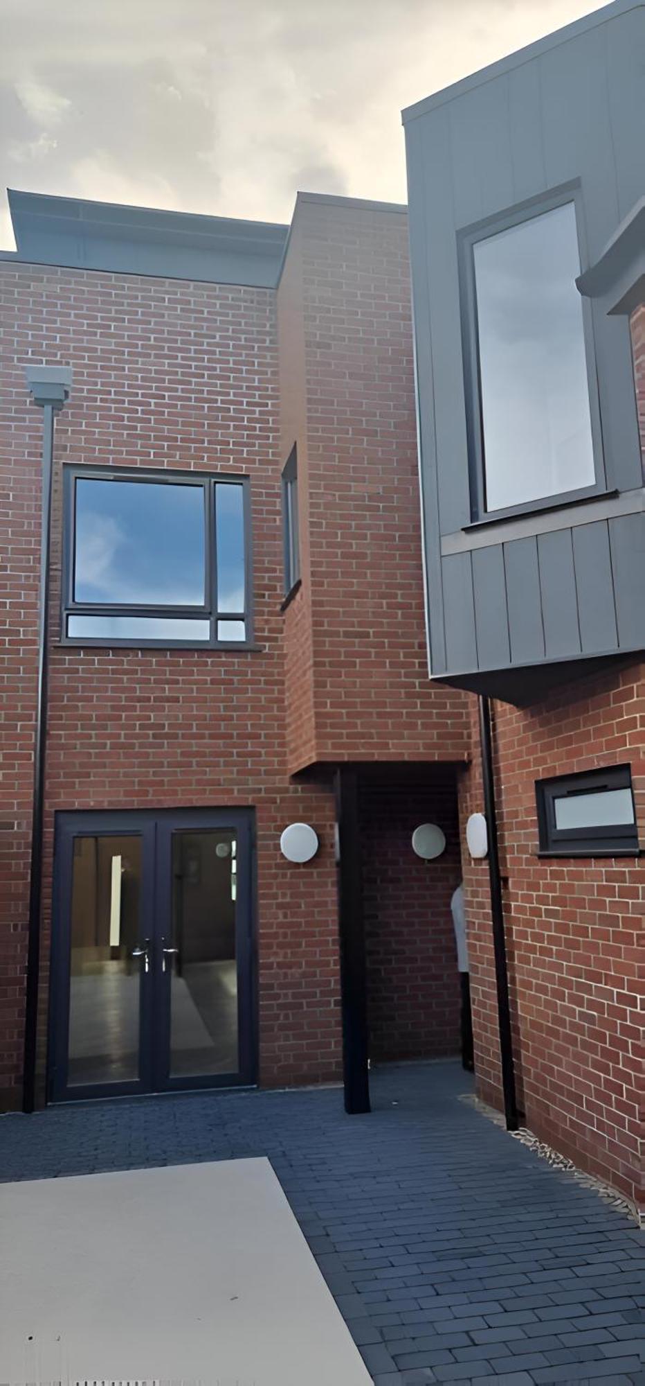 Hybrid Resi - Mitcham Close To Tooting And Wimbledon Exterior foto
